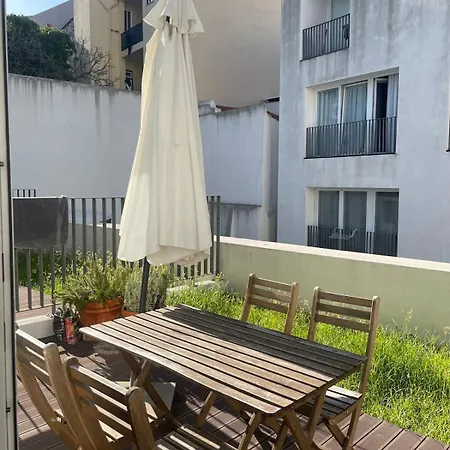 Accogliente Con Terrazzo In Centro Apartamento