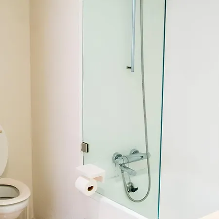 Apartamento Accogliente Con Terrazzo In Centro