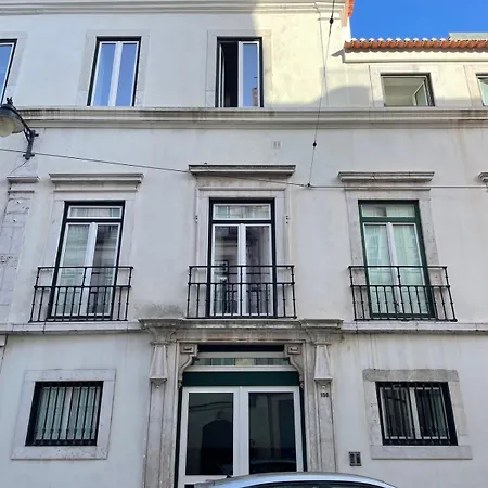 Apartment Accogliente Con Terrazzo In Centro Lisbon