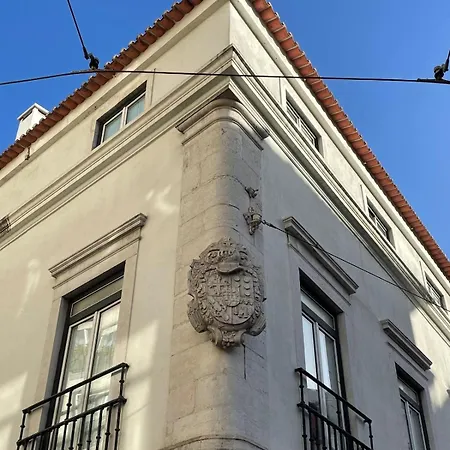 Accogliente Con Terrazzo In Centro Apartment